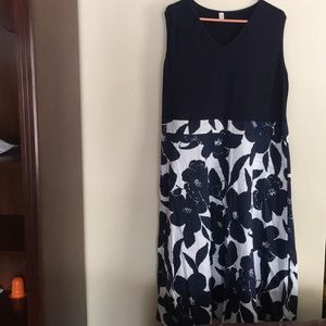 Navy sleeveless dress -white skirt w/navy flowers